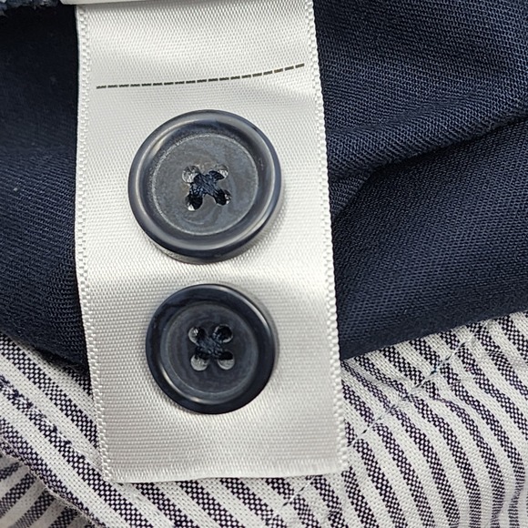 Untuckit Shorts Mens 30 Navy Chino 9" Golf Outdoors Preppy Casual St Vincent EUC - Picture 11 of 11